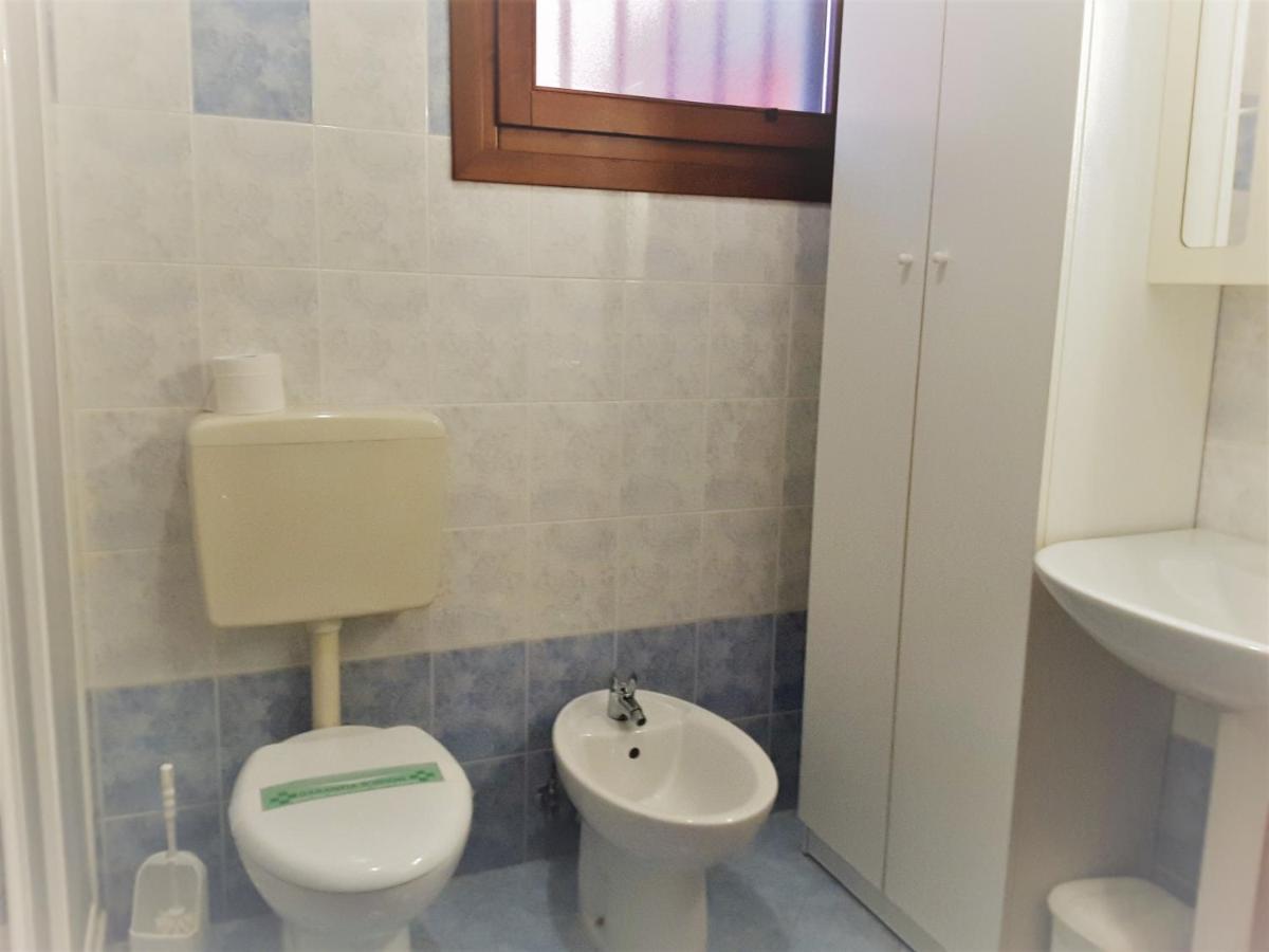 Iris 20 In Posizione Strategica, Indipendente, All'Interno Del Villaggio Dei Fiori Caorle Dış mekan fotoğraf
