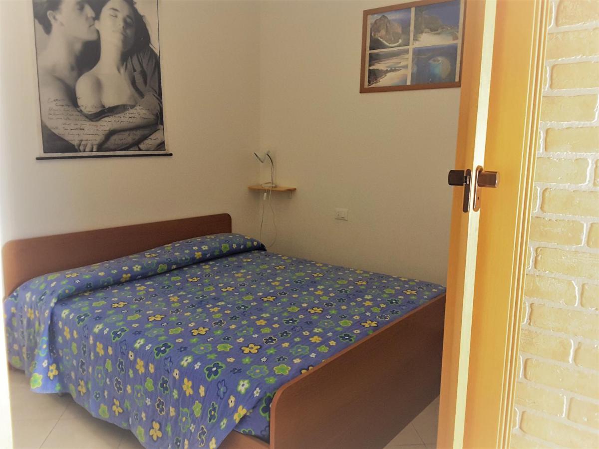 Iris 20 In Posizione Strategica, Indipendente, All'Interno Del Villaggio Dei Fiori Caorle Dış mekan fotoğraf